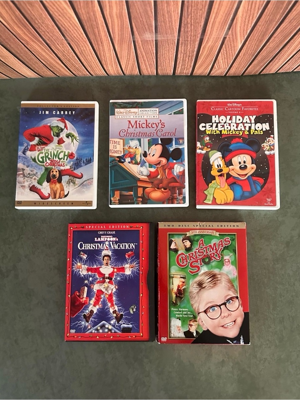 Christmas DVD Bundle - Mixed Holiday Titles (Red, Green, White Covers)